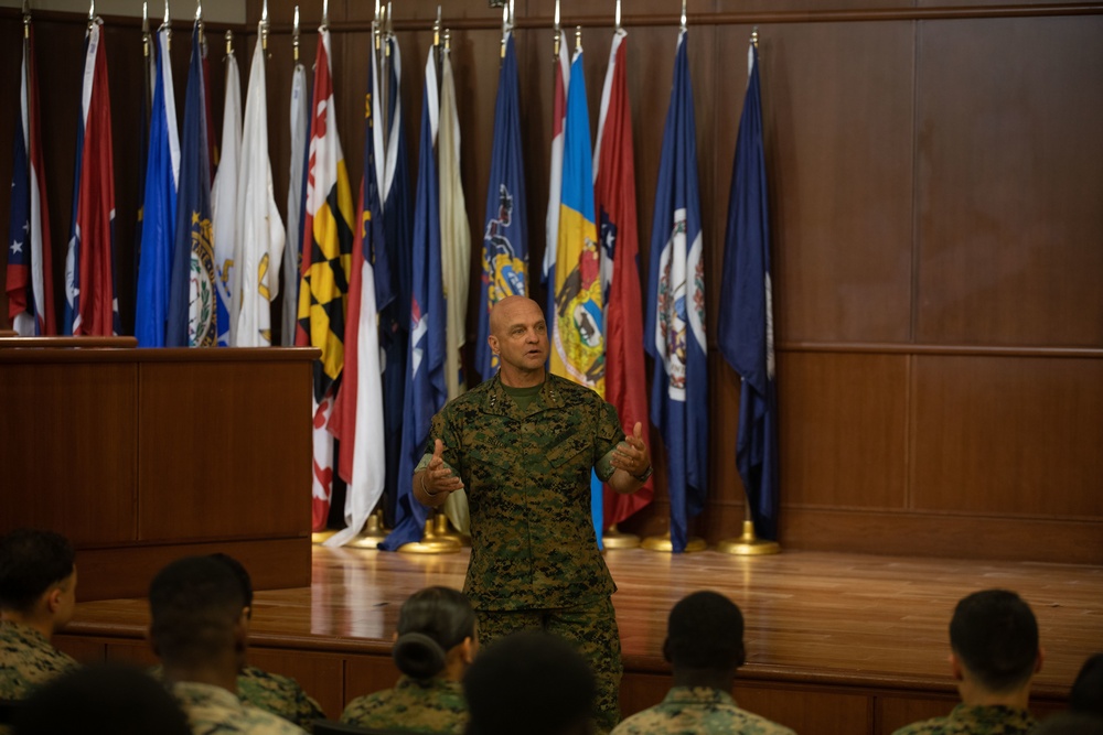 Marine Forces Reserve Installation Personnel Administration Center (IPAC) becomes the Marine Corps’ IPAC of the year, 2021