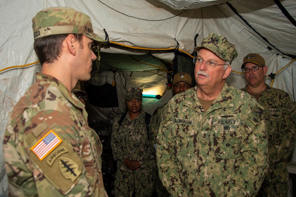 Medical Experts Exchange Information aboard USS Essex