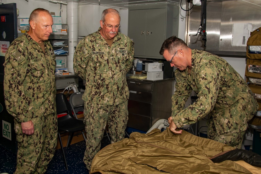 Medical Experts Exchange Information aboard USS Essex