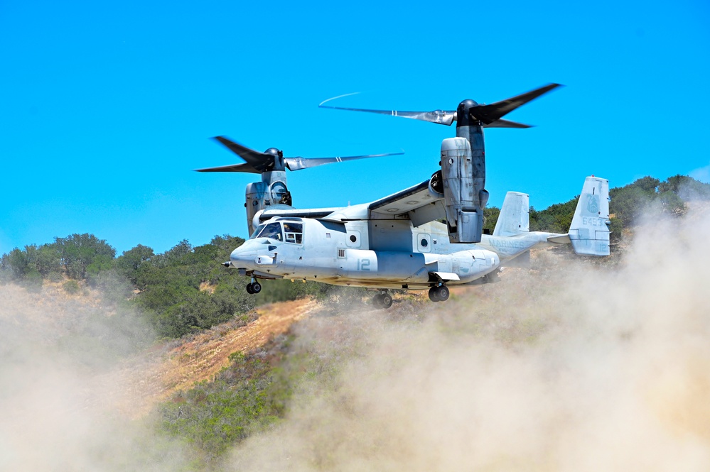 30th CES integrates with Navy Seabees, Marine Engineers