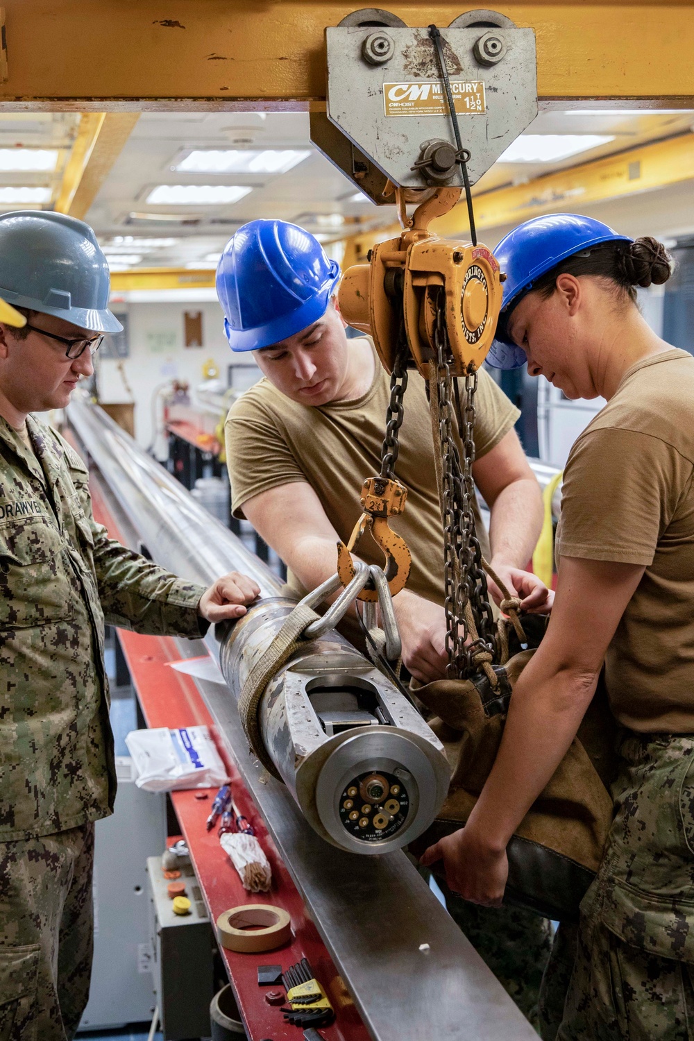 Periscope Maintenance aboard Emory S Land