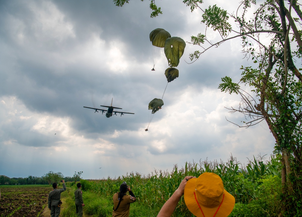 Airdrops during Cope West 2022