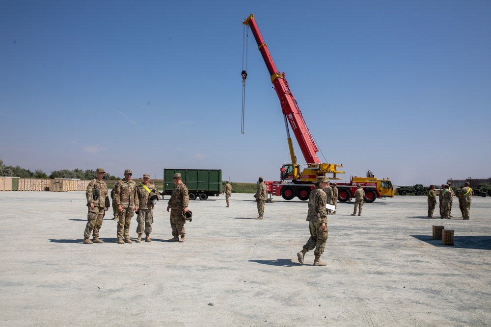 101st Equipment Download at Mihail Kogălniceanu Air Base, Romania