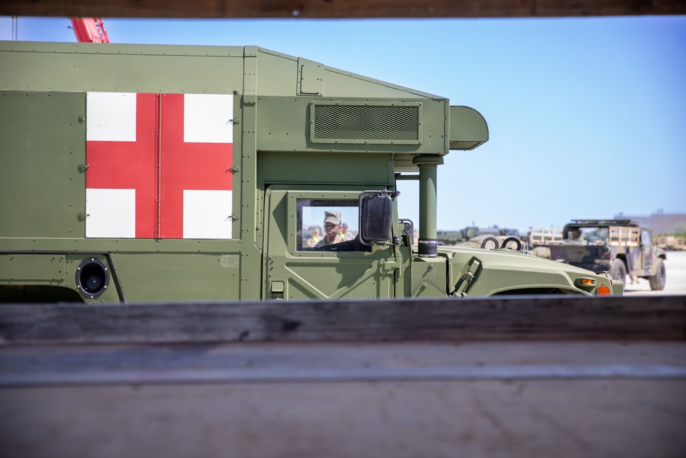 101st Equipment Download at Mihail Kogălniceanu Air Base, Romania