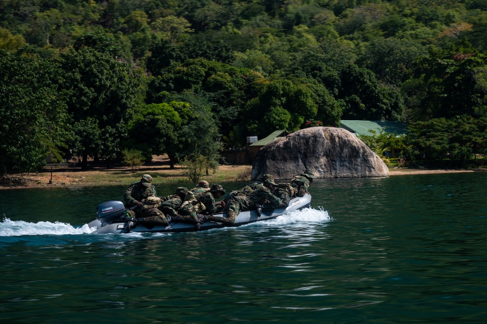 Malawian Maritime Force train with U.S. Special Forces