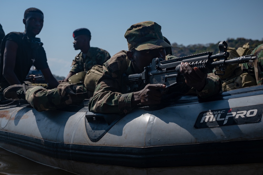 Malawian Maritime Force train with U.S. Special Forces