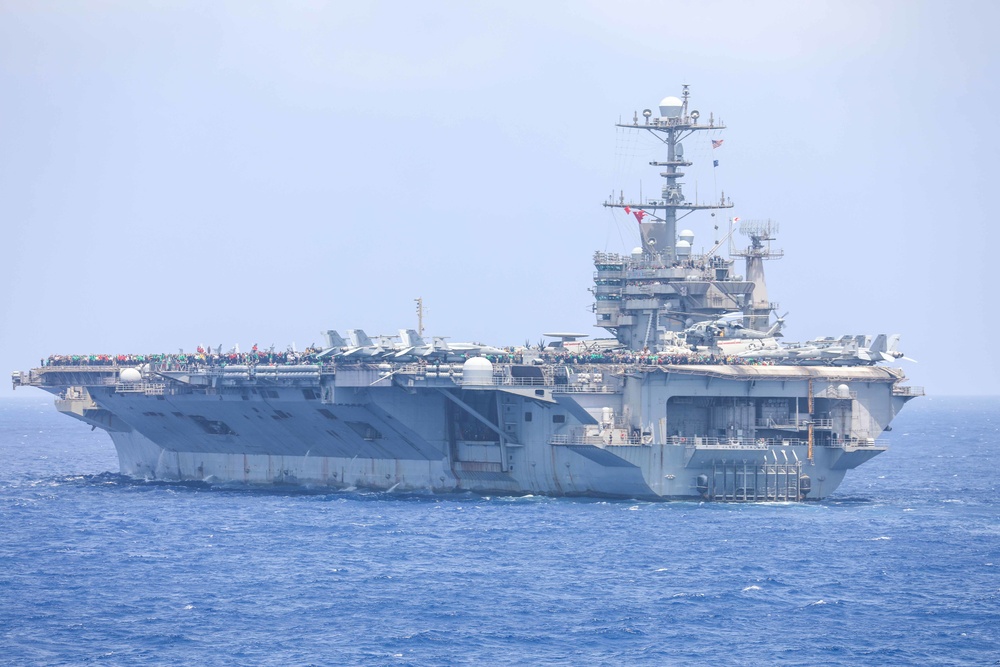 USS Cole Conducts a replenishment at sea with USNS Supply