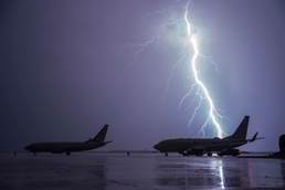 Lightning Strikes behind aircraft on MacDill AFB