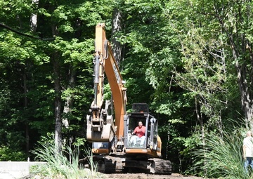 Fort Drum PW team rebuilds dam in the Historic LeRay Mansion District