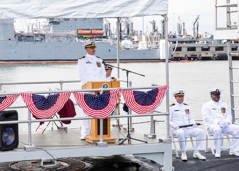 USS Washington Holds Change of Command