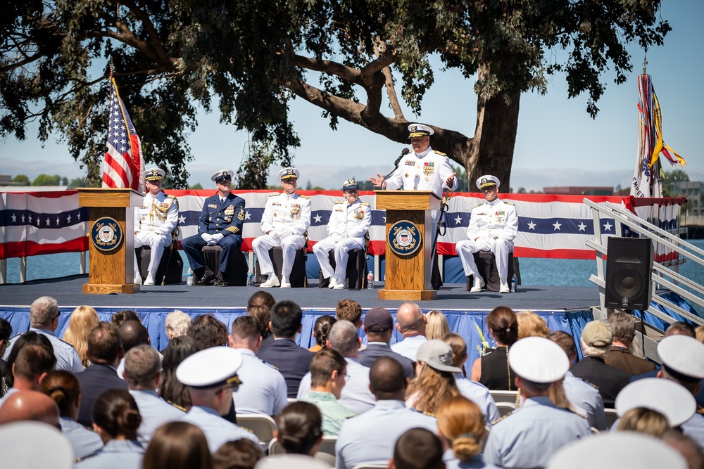 Coast Guard Pacific Area holds change-of-command ceremony