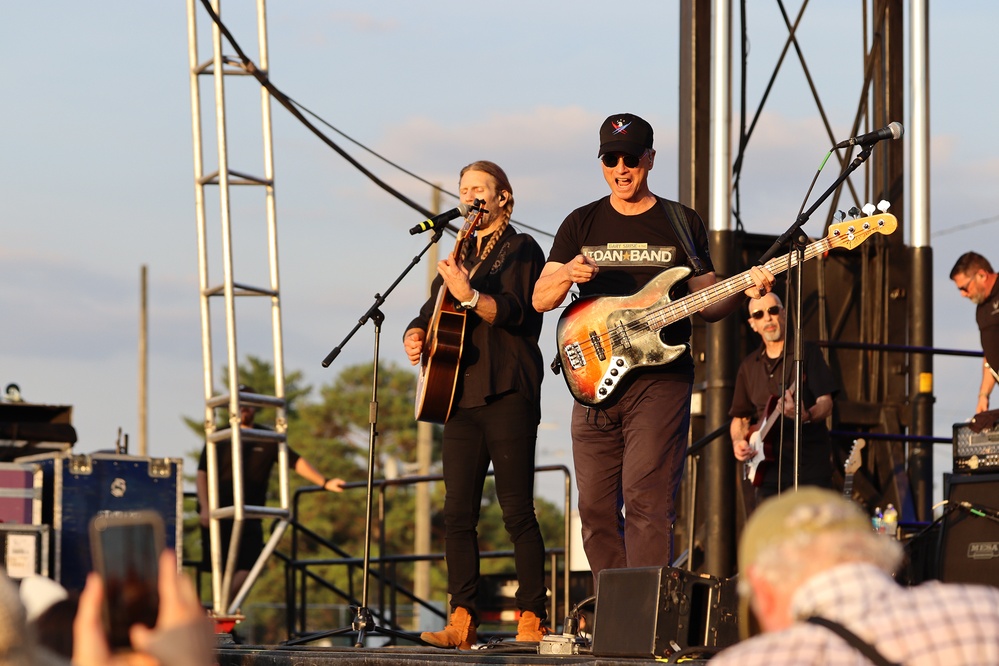 Fort Campbell celebrates Independence Day with concert, fireworks