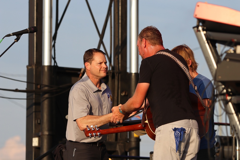 Fort Campbell celebrates Independence Day with concert, fireworks