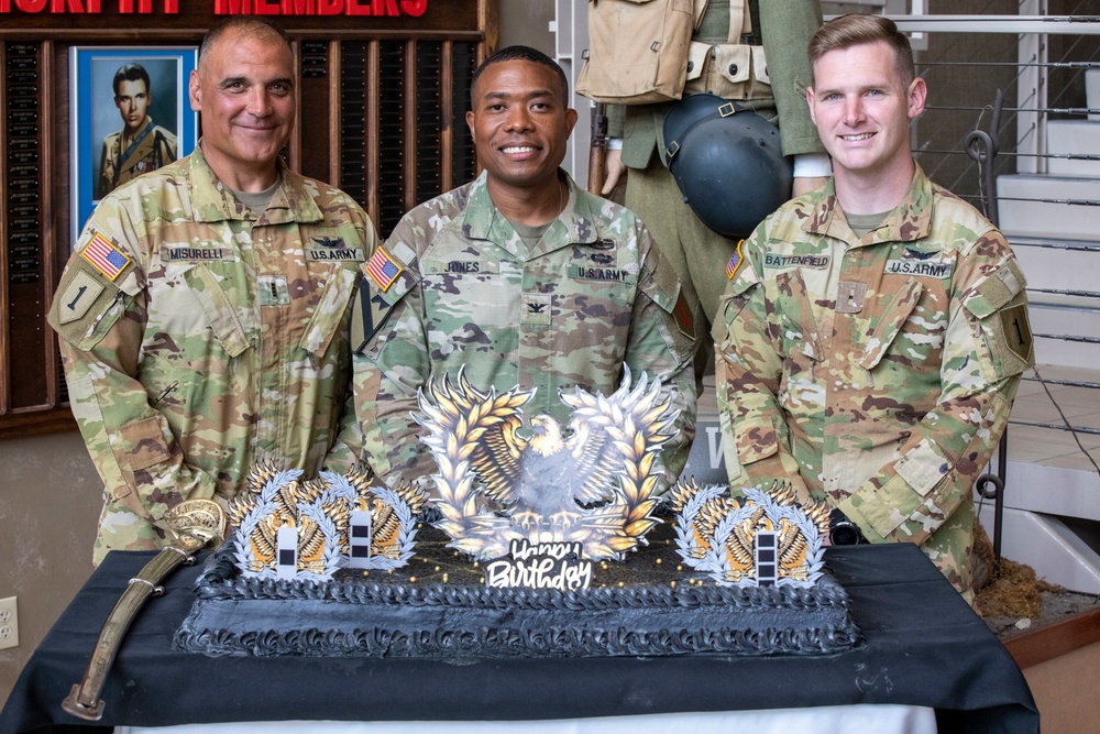Big Red One Celebrates Warrant Officer 104th Birthday