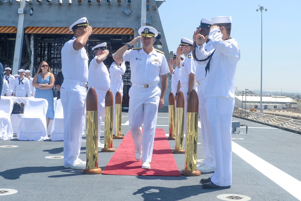 USS Mobile (LCS 26) Blue Crew Holds Change of Command Ceremony