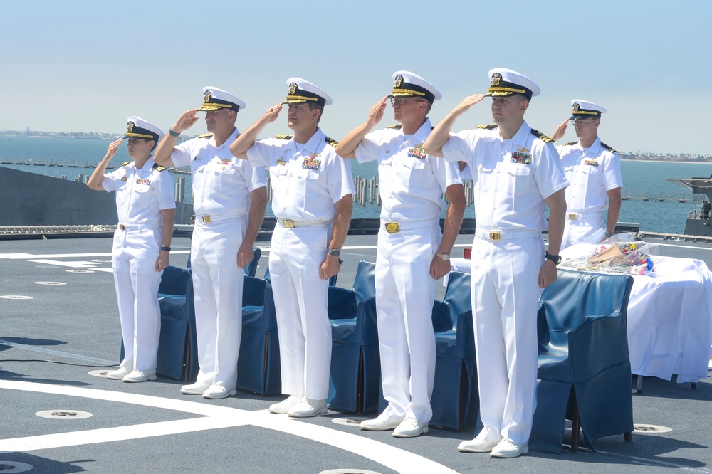 USS Mobile (LCS 26) Blue Crew Holds Change of Command Ceremony