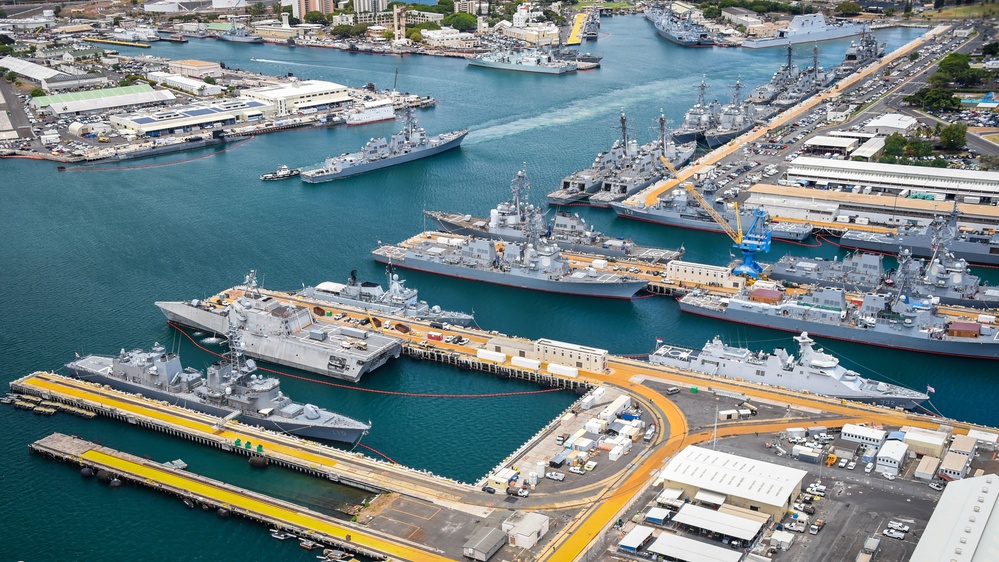 DVIDS Images Multinational ships moored at JBPHH during RIMPAC