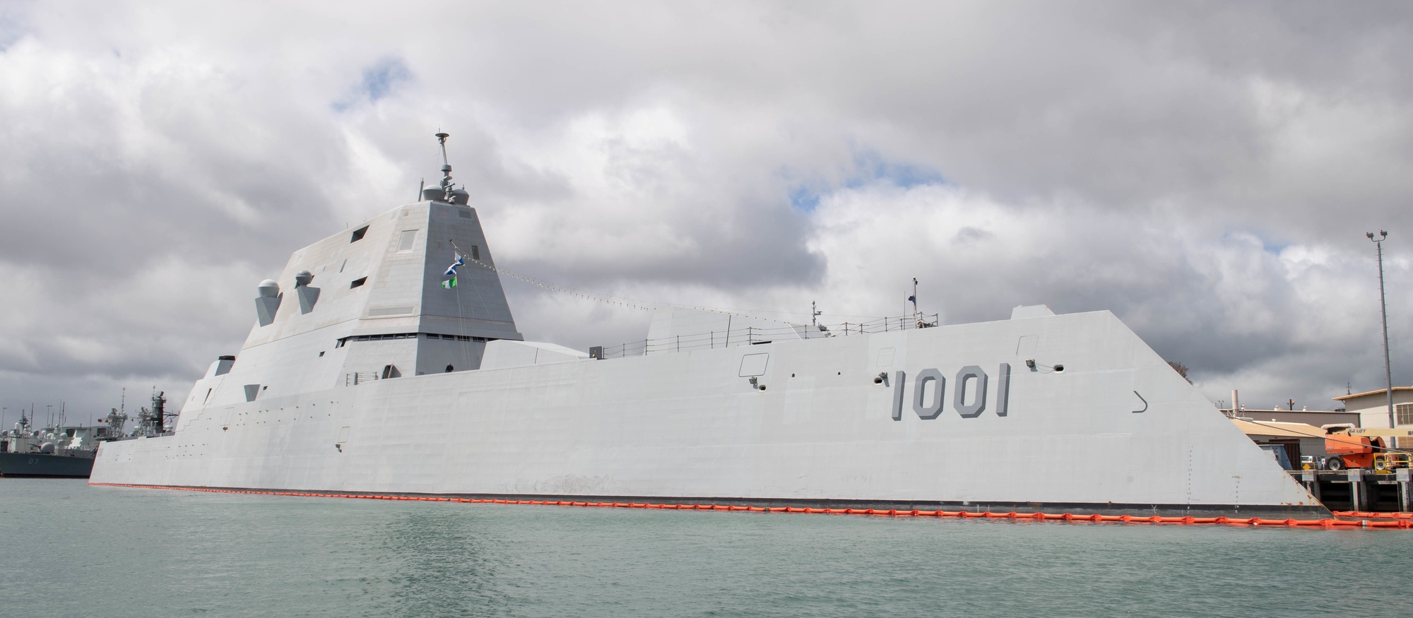 DVIDS - Images - Zumwalt-class destroyer USS Michael Monsoor