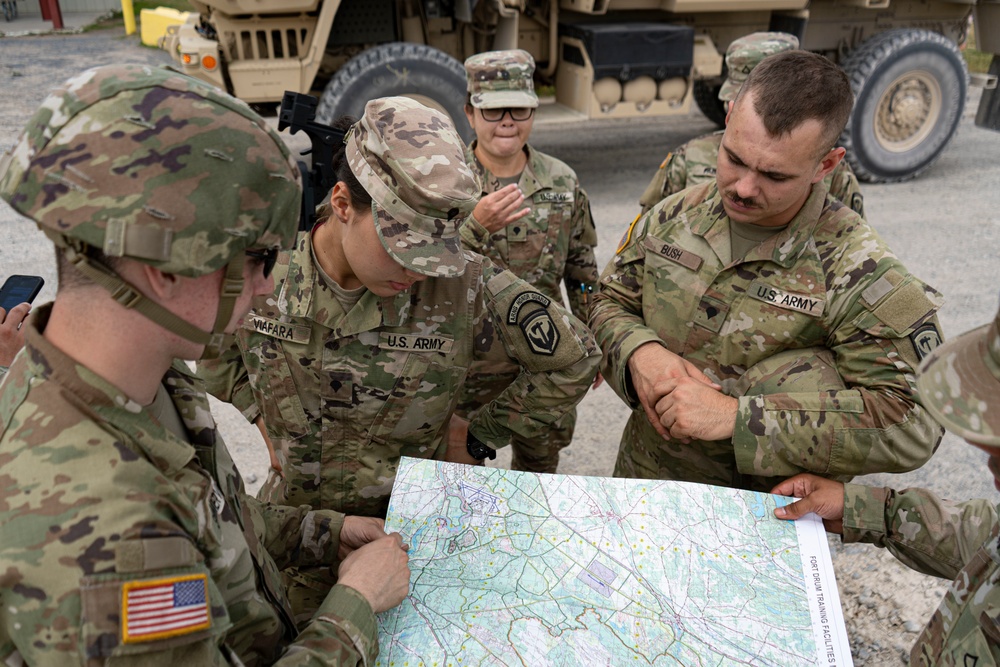 DVIDS - Images - New Jersey National Guardsman Provides Security