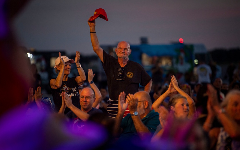 Lt. Dan Band Performs at MacDill AFB