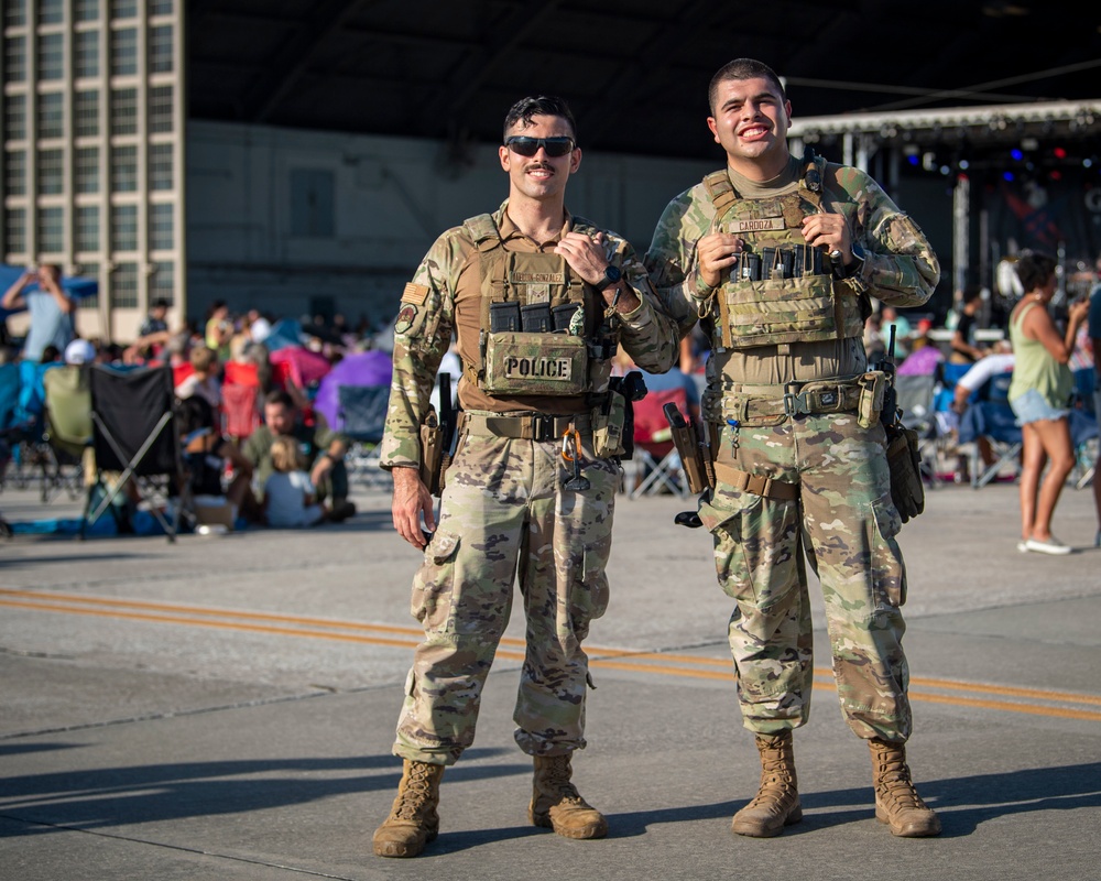 Lt. Dan Band Performs at MacDill AFB