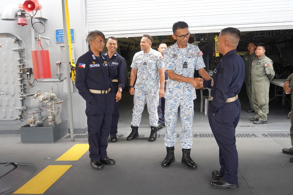 PH frigate in Hawaii receives visits from multinational counterparts