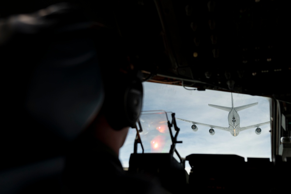 16th Airlift Squadron Executes Aerial Refueling Proficiency Mission