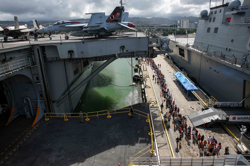 DVIDS Images Abraham Lincoln holds an open ship tour day during