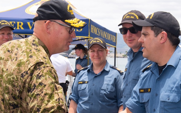 CJOC visits HMCS Vancouver during RIMPAC 2022