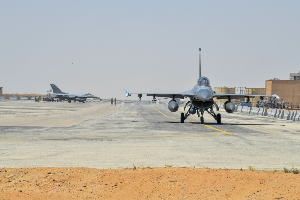 179th Expeditionary Fighter Squadron deploys to Egypt in support of Agile Phoenix 22 [Image 4 of 11]