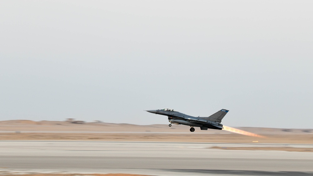 179th Expeditionary Fighter Squadron deploys to Egypt in support of Agile Phoenix 22 [Image 7 of 11]