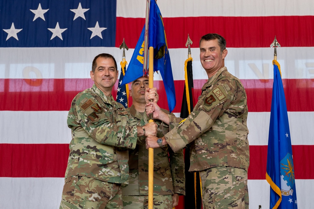 435 CRG welcomes new commander