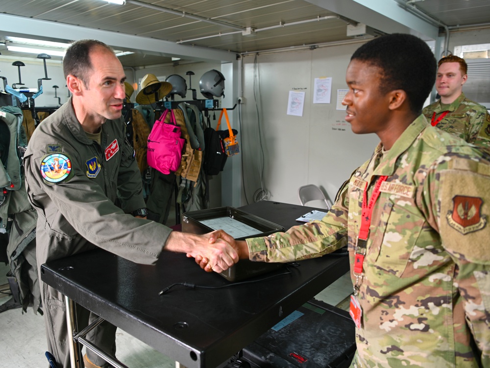 52d Ops Commander visits Real Thaw 22