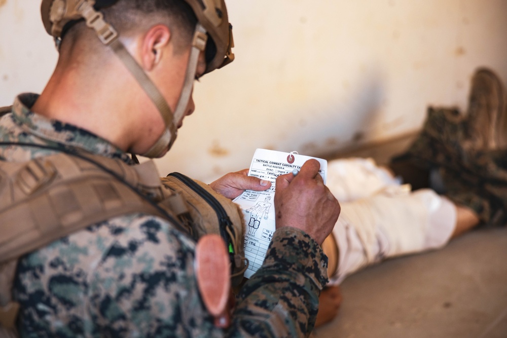 Expeditionary Medical Integration Course: Unified in keeping Marines in the fight