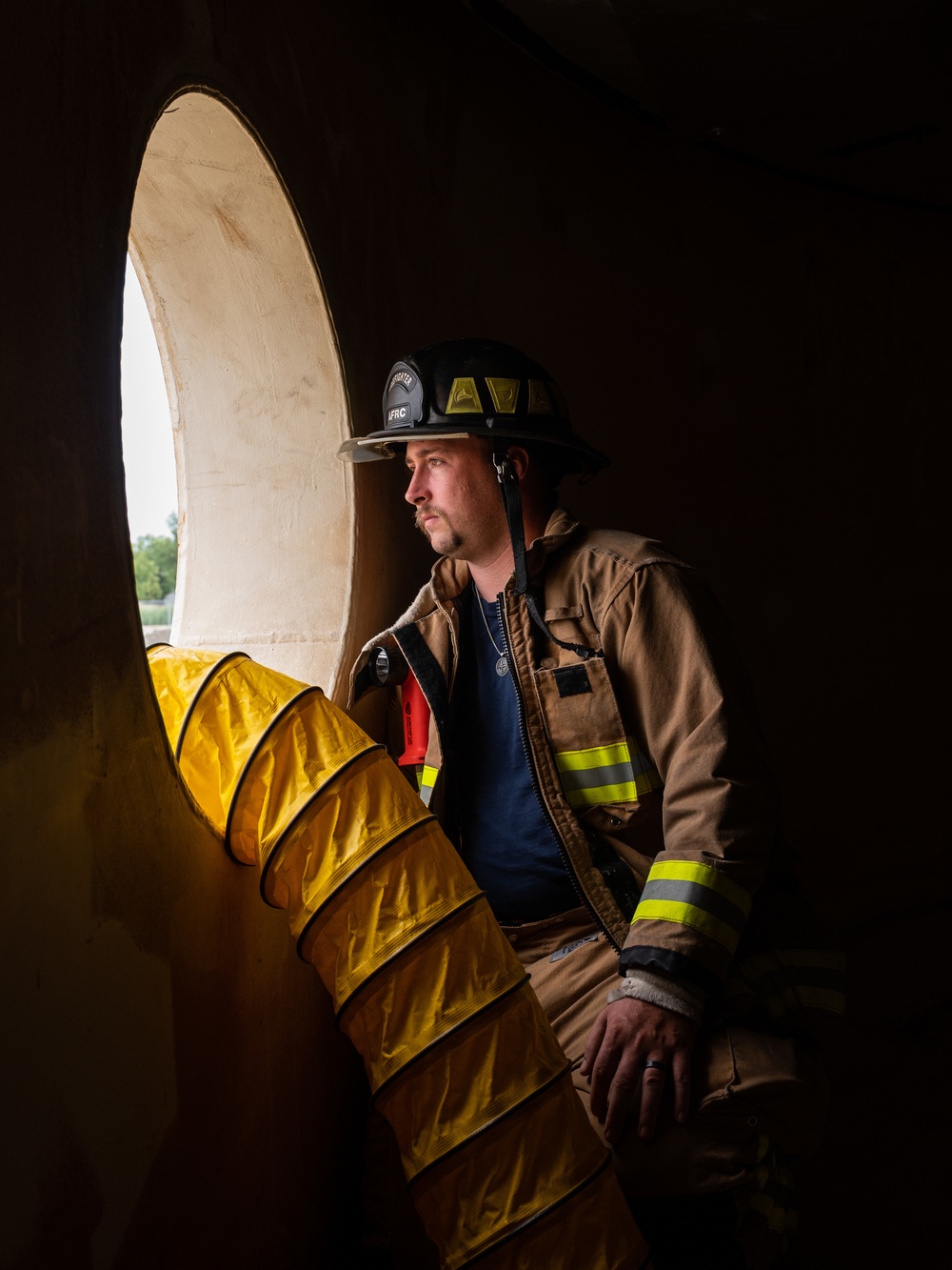 The 914th Fire Emergency Services conducts Confined Space Rescue Training