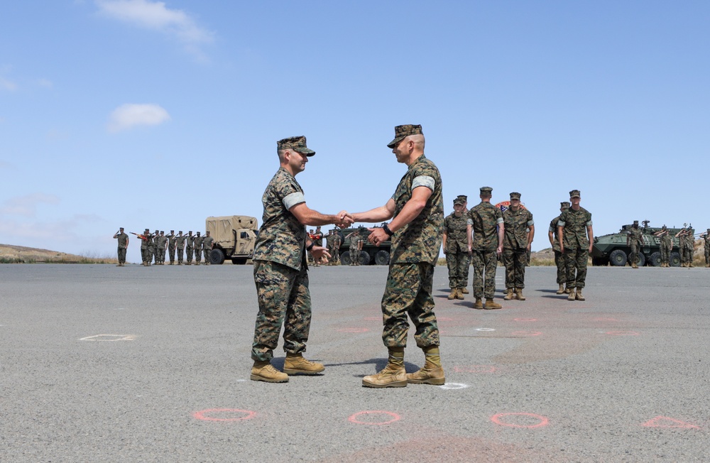 DVIDS - Images - Radio Battalion Change Of Command [Image 5 Of 11]