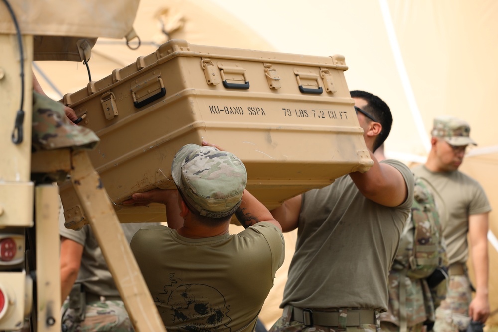 National Guard Engineers build HQ