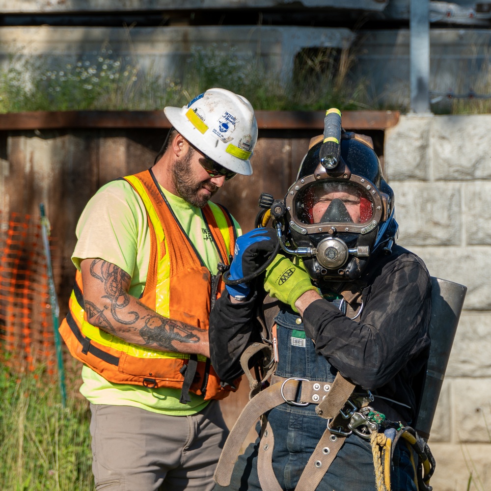 Harpersfield Dam Sea Lamprey Barrier Intake Dive