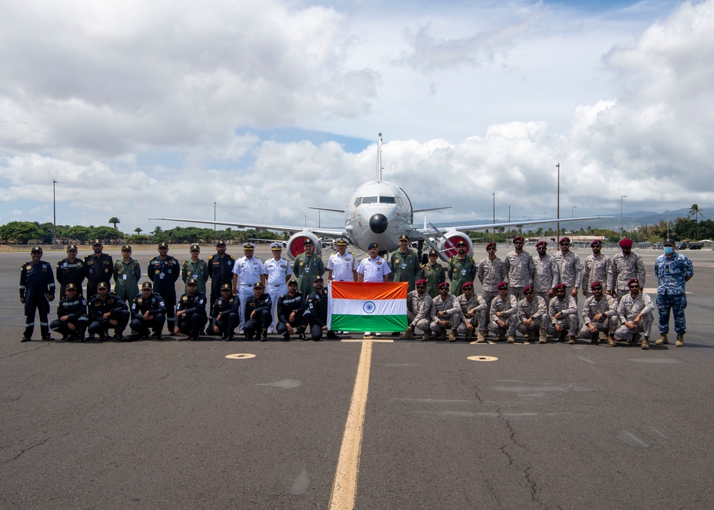 Vice Adm. Sanjay Mahindru Visits with Partner Nations Air Crew and Officers