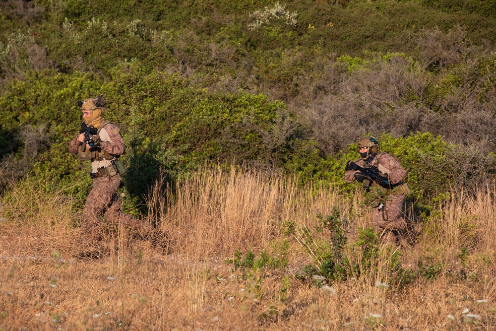 Recon Amphibious Assault Training