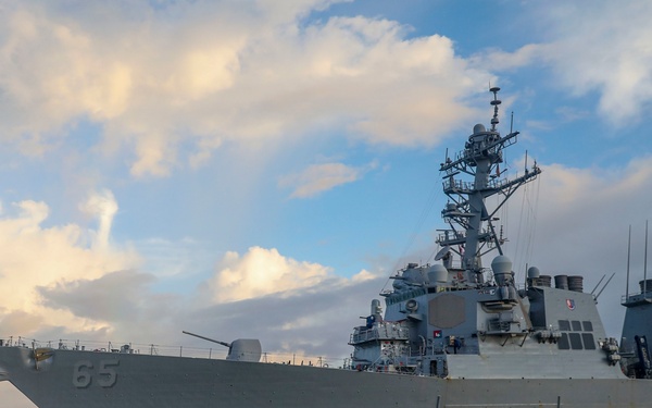 USS Benfold Restoration Team Keeps Ship Looking Sharp