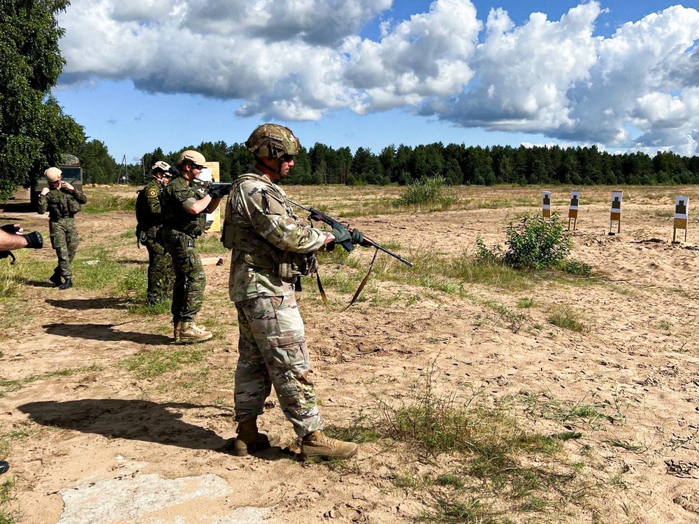 U.S. Soldiers, NATO eFP fire at the range at Latvia