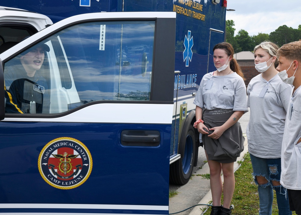 Students from Onslow County Summer Accelerator Program visit Naval Medical Center Camp Lejeune