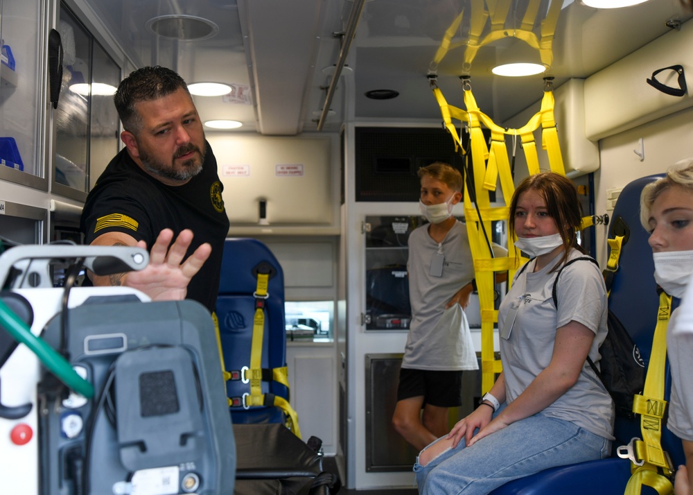 Students from Onslow County Summer Accelerator Program visit Naval Medical Center Camp Lejeune