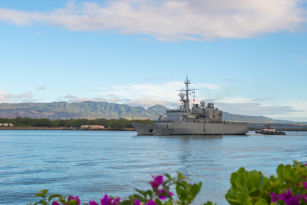 FS Prairial departs Pearl Harbor for RIMPAC 2022