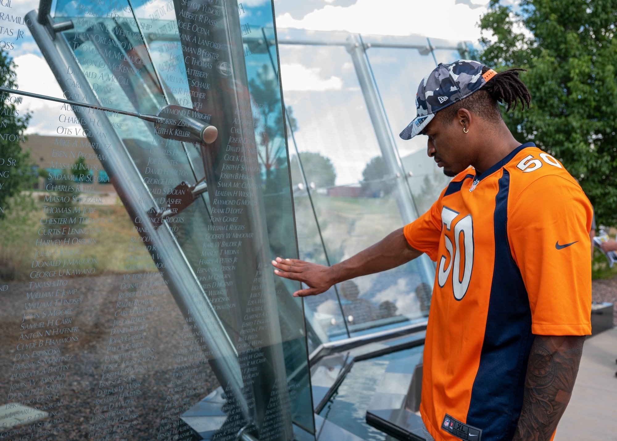 DVIDS - Images - Buckley hosts Denver Broncos NFL PLAY 60 event [Image 5 of  6]