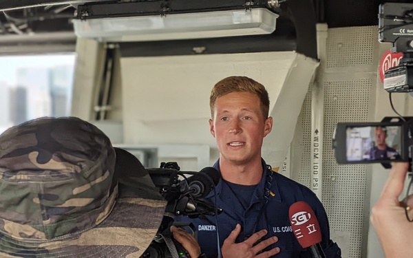 Coast Guard Cutter Midgett hosts media during RIMPAC 2022