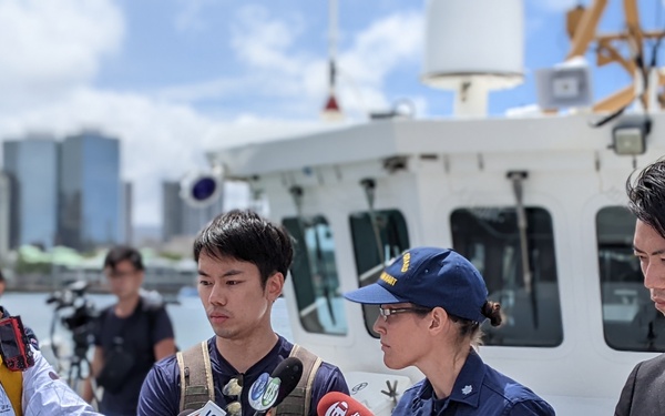 Coast Guard Cutter William Hart Speaks to Media during RIMPAC 2022