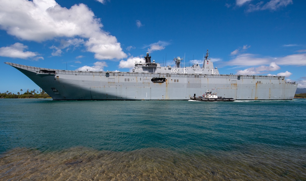HMAS Canberra departs Pearl Harbor for RIMPAC 2022