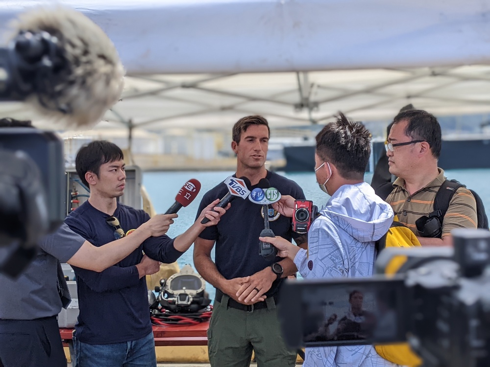 Coast Guard Pacific Dive Locker Speaks to Media During RIMPAC 2022